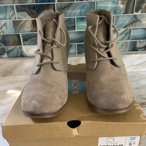 Toms Lunata Lace-Up Suede/Wool Ankle Booties Size 9.5 LIKE NEW